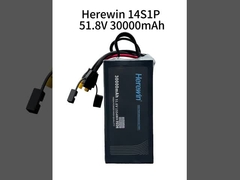 여기에 30000mAh 14S 51.8V 25C 리포 UAV 배터리가 있습니다.